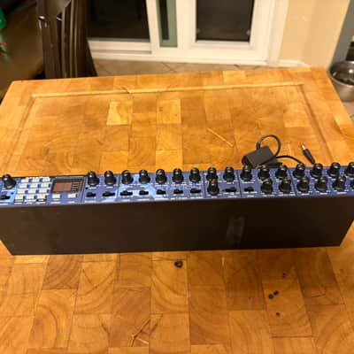 Novation A Station 8-Voice Rackmount Synthesizer 2001 - Blue- SERVICED image 2