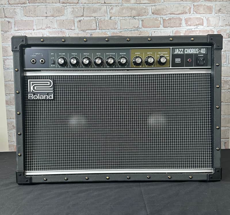 Roland JC-40 Jazz Chorus 40-watt 2 x 10-inch Combo Amplifier - Black image 1