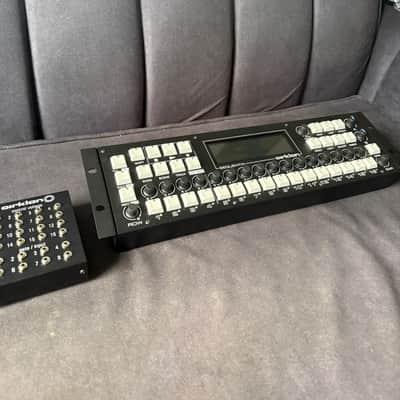 Sequentix Cirklon V2 + CVIO + Breakout Box & Cable - Like New imagen 2