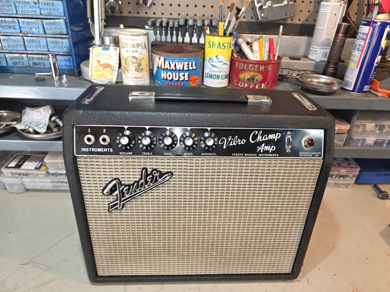 Fender Vibro Champ 1966 - Black Vinyl image 1