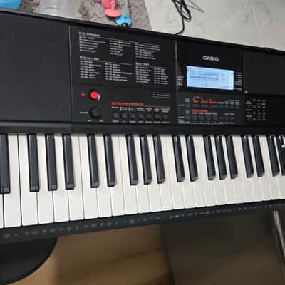 Casio CT-X700 61-Key Portable Keyboard 2010s - Damaged