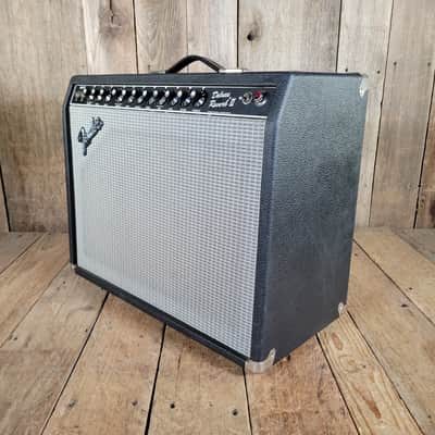 Fender Deluxe Reverb II 2-Channel 20-Watt 1x12" Guitar Combo 1981 - 1986 - Black image 3