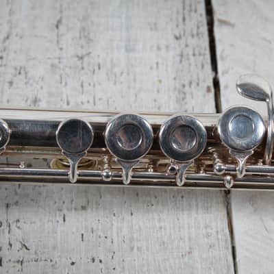 Gemeinhardt 2SP Silver Plated Student Flute Made in the USA with Hardshell Case image 8
