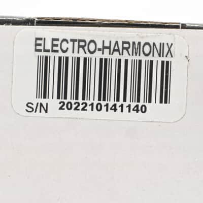 Electro-Harmonix Bass Clone Bass Chorus Pedal with Original Box image 8