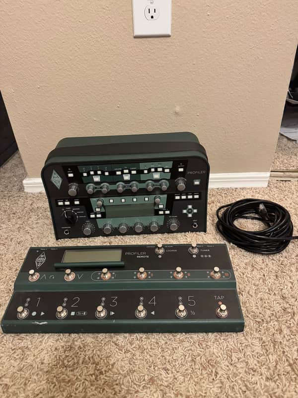 Kemper Amps Profiler Head with remote and bag image 1