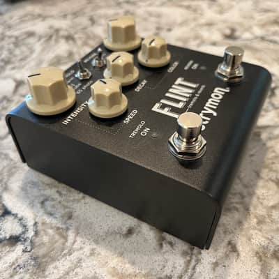 Strymon Flint Reverb and Tremolo V2 2022 - Present - Black image 3