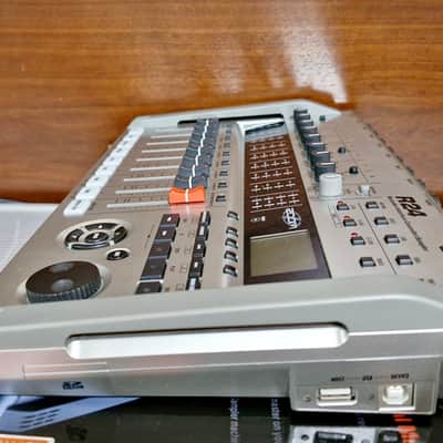 Zoom R24 Mint Condition image 8