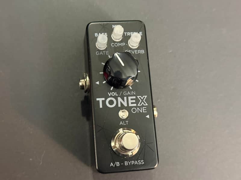 IK Multimedia ToneX One