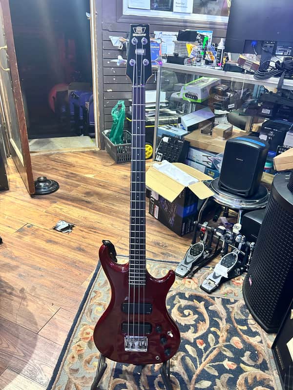 Westone Genesis 4 string Electric Bass image 1