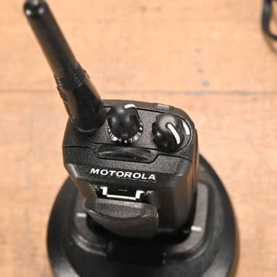 Motorola CP185 Portable Two-Way Radio with PMLN5228A Charger CG01WGE image 8