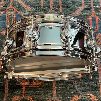 DW Collectors Series 5” x 14”True Sonic Snare Drum - Chrome Over Brass image 5