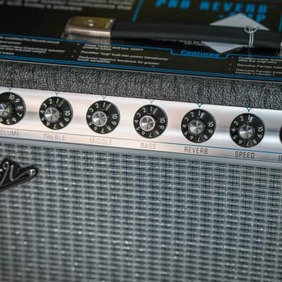 Fender FSR '68 Custom Pro Reverb 40w 1x12 Combo Amp - Pewter image 3