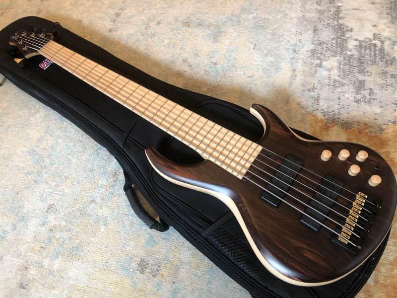 MTD 635-24 6 string bass guitar Amazing Condition Tobias Ebony