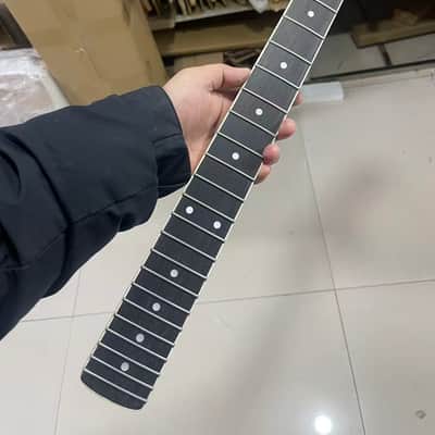 1 Large headstock 24 inch 22 frets Roasted Maple guitar neck 24inch hole 10mm Satin for JAGUAR body Rosewood fingerboard image 2