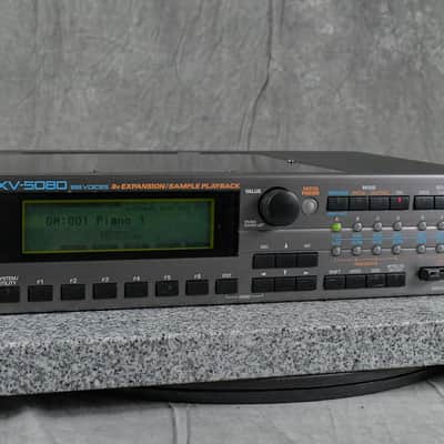 Roland XV-5080 Rackmount Synthesizer in Very Good Condition image 2