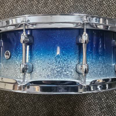 Sakae Beech 5.5"x 14" Snare Blue Sparkle Fade image 7