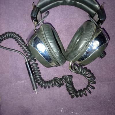 Deminsion V DH-26-S - Black and crome image 1