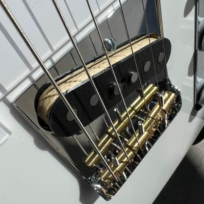 Revelator Guitars - Retrosonic Deluxe - Olympic White & Foam Green image 7