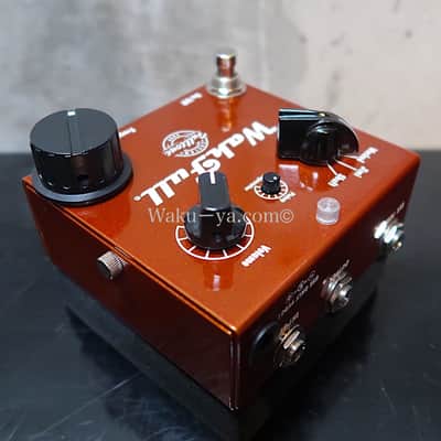 Fulltone Custom Shop / WAHFULL / First model, signed image 3