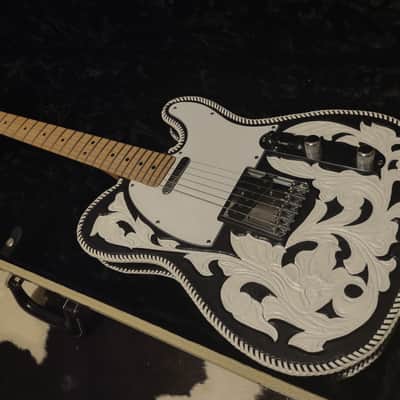 2009 Fender Telecaster USA Highway One (Hwy 1 Tele) w/Waylon Jennings-style Custom Leather Cover/Wrap & G&G Hard Case image 3