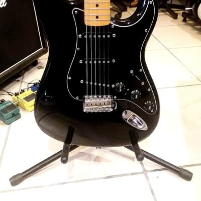 Squier Stratocaster Made in Japan 1993-1994 - Black image 2
