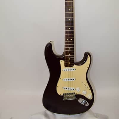 2003 Fender Highway One Stratocaster Electric Guitar, Rosewood Fingerboard, Crimson Red Transparent w/ Case imagen 2