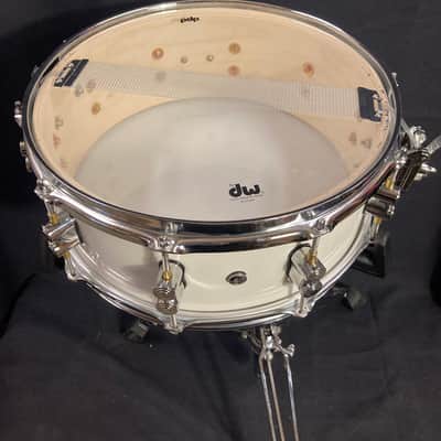 DW/PDP - 5.5x14" PDCM5514SS Concept Maple Snare Drum 2010's - Pearlescent White Lacquer image 11