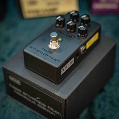 MXR M82B Bass Envelope Filter 15th Anniversary 2023 - Blackout image 4
