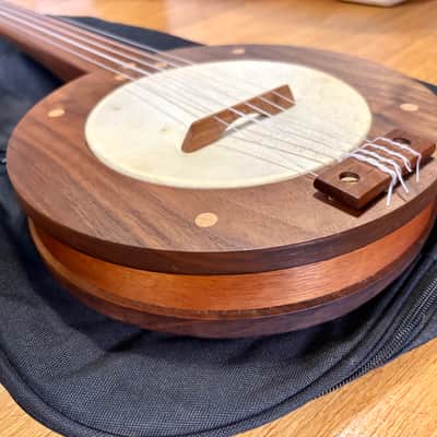 Calkins Banjo Mountain 2020 - Walnut w/ Gigbag + extra friction pegs image 3