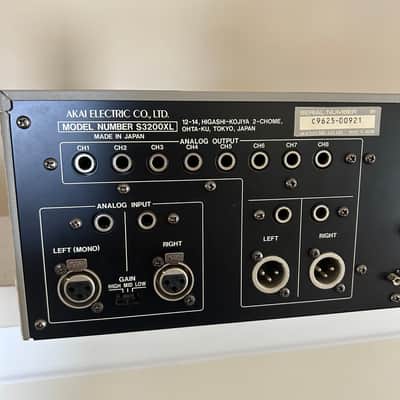 Akai S3200XL MIDI Stereo Digital Sampler image 6