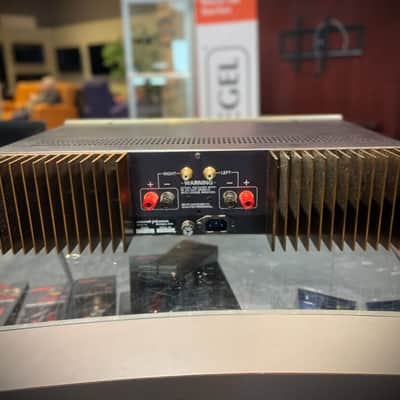 conrad-johnson MF 2100 Power Amplifier - Fully Restored / Recapped (Original Box - New Price) image 5