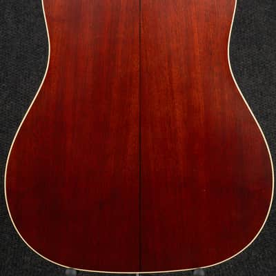 Gibson Custom Shop 1942 Banner J-45 Reissue Sunburst image 2