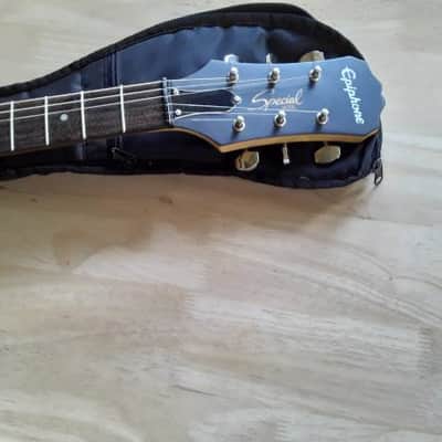 (*Local Sale Pending*) Electric Guitar with Gig Bag & Cable Included image 7