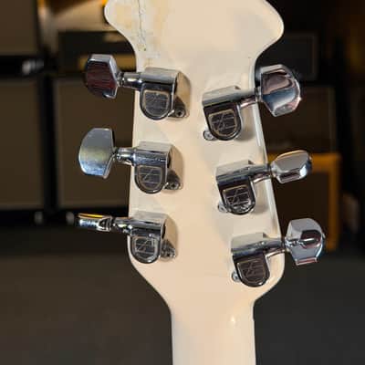 Ovation Preacher Guitar - 1978 - 1983 - White image 8