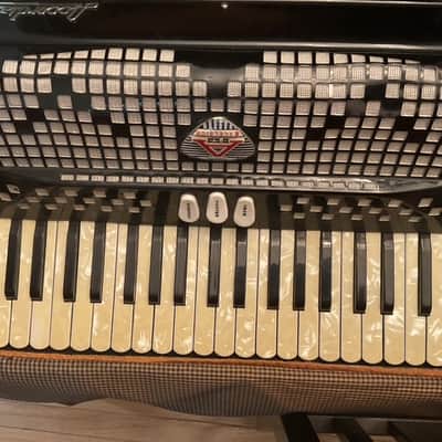 Excelsior Accordiana Model 306 Piano Accordion image 3