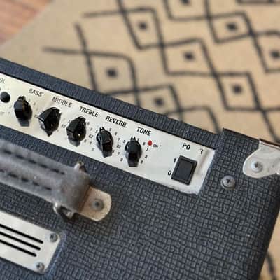 Laney VC15 15-Watt Valve Guitar Combo *Upgraded with 80 Watt 12" Celestion image 5