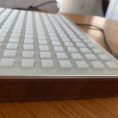 Monome 256 - Walnut image 3