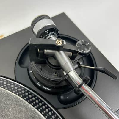 Technics SL1210 mk2 Turntable inc Hard Case image 5