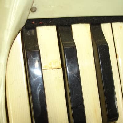 Francini Piano Accordion AS IS image 4