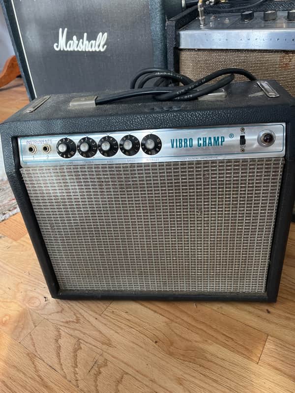 Fender Silverface vibro 1978- Black tolex image 1