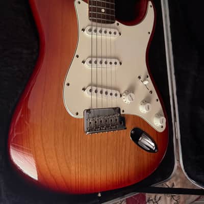 Fender American Standard Stratocaster with Rosewood Fretboard 2008 - 2016 - Sienna Sunburst image 2