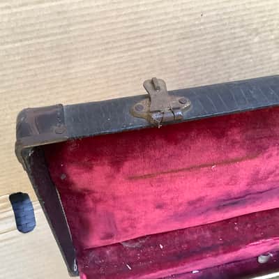 Frank Holton & Co professional trumpet / serial number  33765 /   +- 1917 made in Chicago USA floral engraving ! image 12