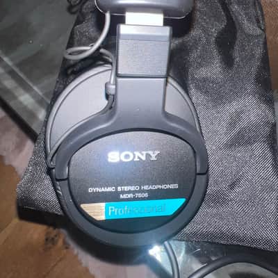 Sony MDR-7506 Studio Headphones 2010s - Black image 2