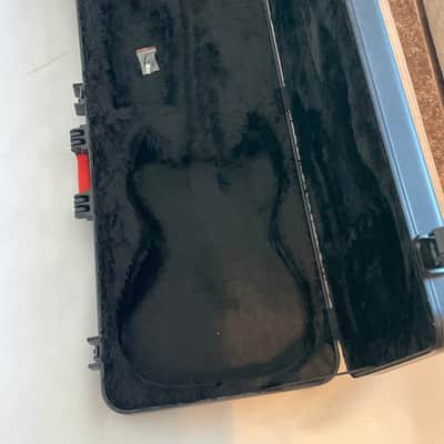 2010's Fender Stratocaster Telecaster Hardshell Electric Guitar Case TSA Latches w/ Keys (Damaged) image 19