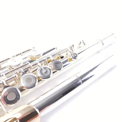 Refurbished Pearl 665 Vigore Gold Lip C# Trill Open Hole Intermediate Flute image 6
