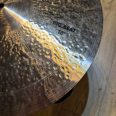 Paiste 18" 2002 Black Big Beat Cymbal 2016 - Present - Traditional Bild 3