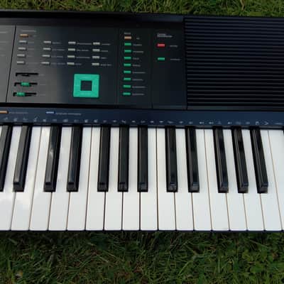 Yamaha PSR-80 1980s black image 3