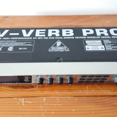 Behringer V Verb Pro ( Rev2496 ) : Multi-effect Unit image 2
