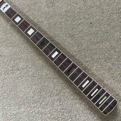 Harley Benton 4 String Jazz Bass Style Maple Neck, Rosewood 20 Frets Fingerboard image 2