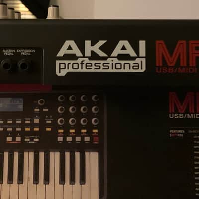 Akai MPK25 2012 - Black image 8
